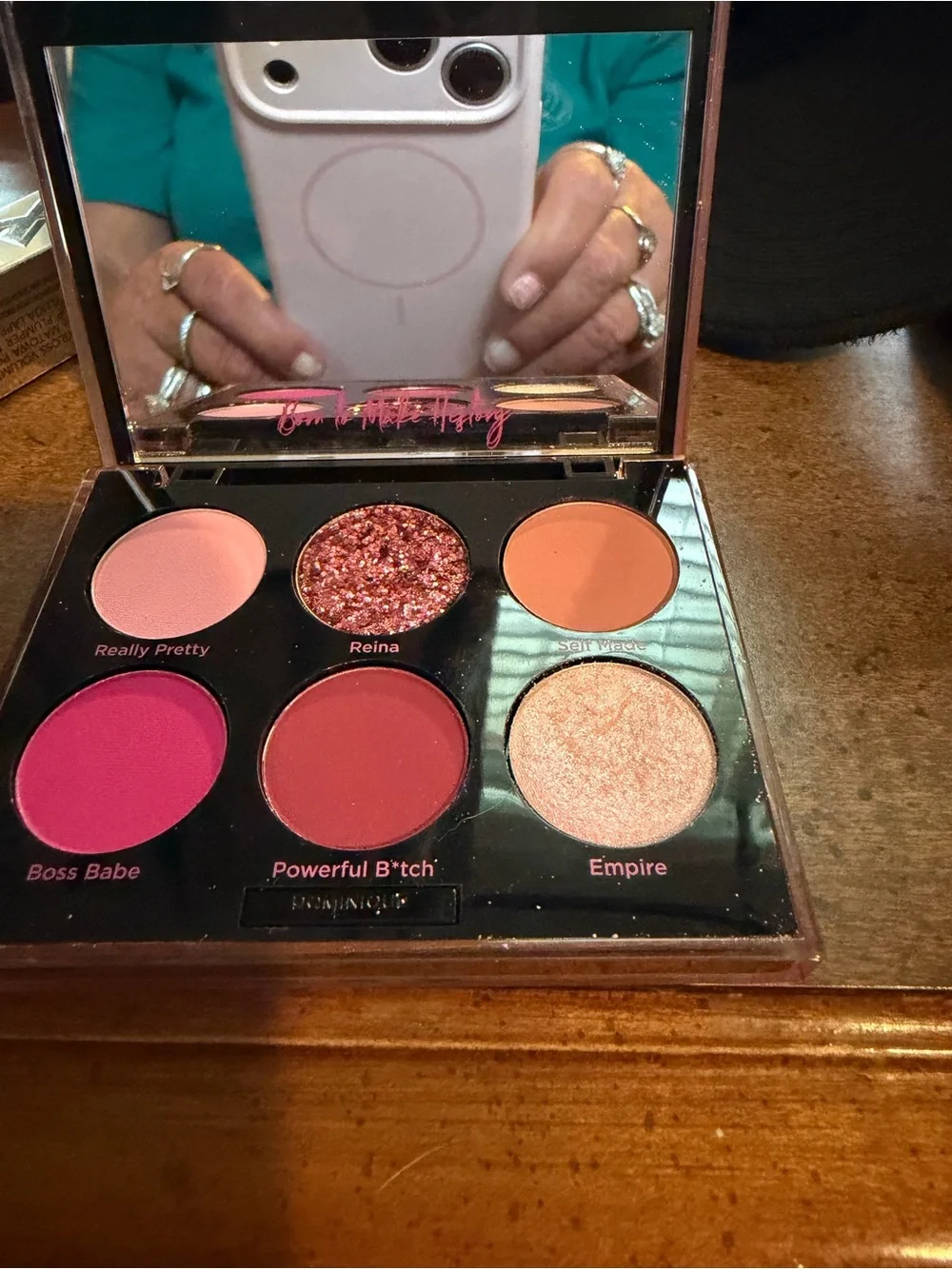 Dominique Peach & Pink Eyeshadow Palette